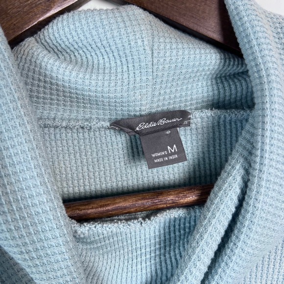 Eddie Bauer Womens Light Blue Waffle Knit Cowl Neck Long Sleeve Top Size M - Picture 2 of 6